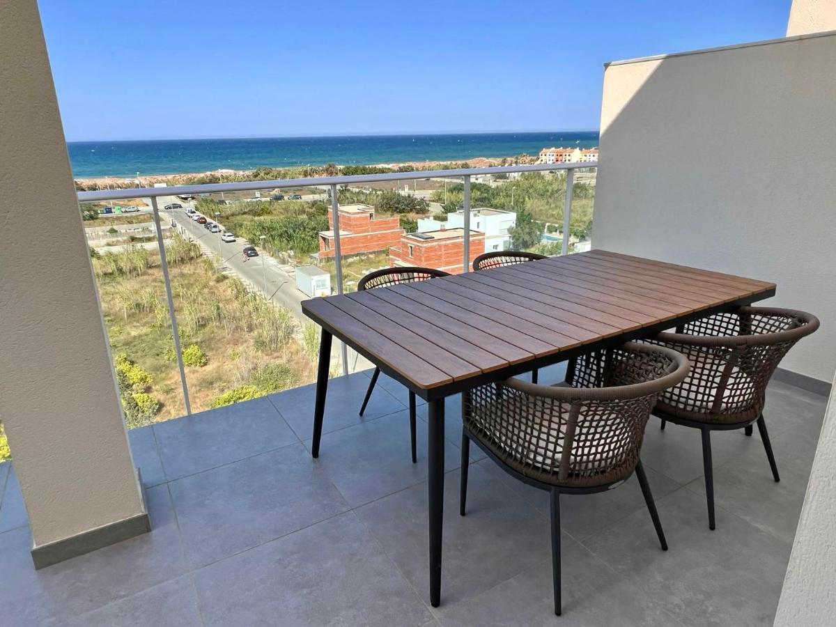 Beautiful Penthouse With Pool And Wonderful Beach View Олива Экстерьер фото
