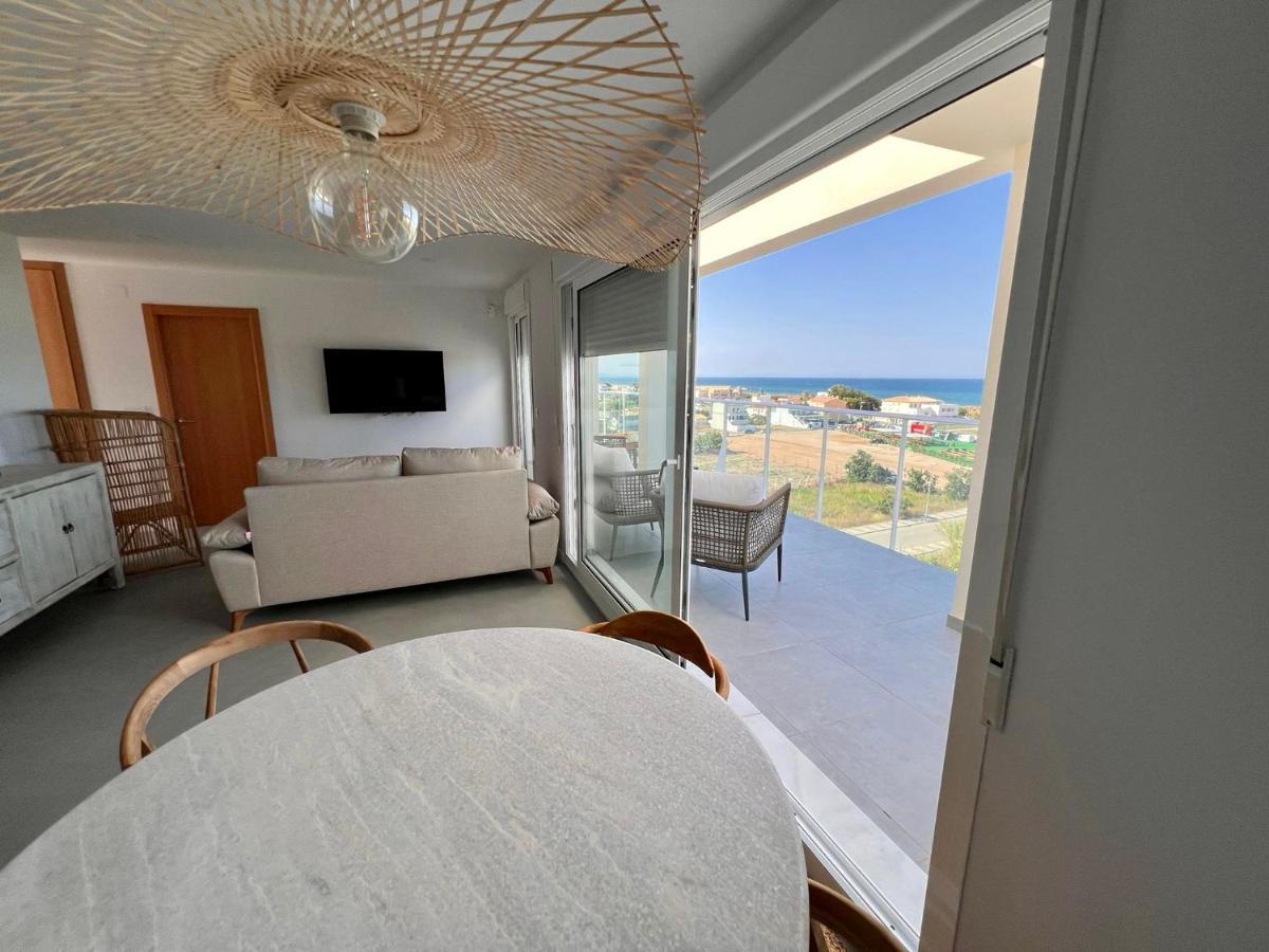 Beautiful Penthouse With Pool And Wonderful Beach View Олива Экстерьер фото