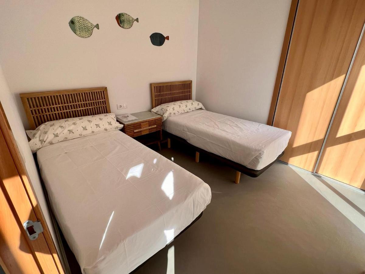 Beautiful Penthouse With Pool And Wonderful Beach View Олива Экстерьер фото