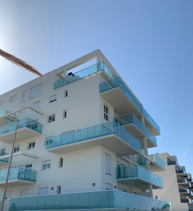 Beautiful Penthouse With Pool And Wonderful Beach View Олива Экстерьер фото