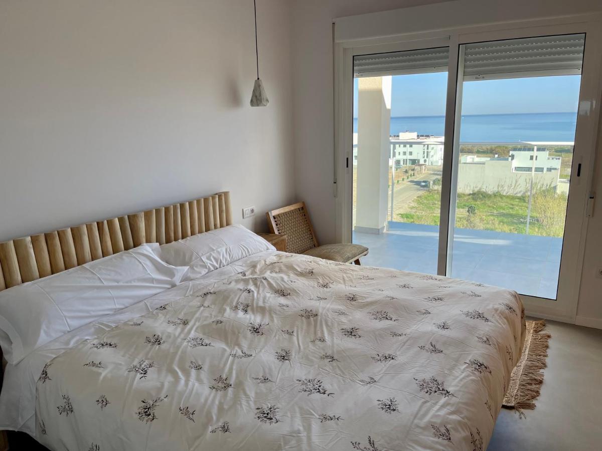 Beautiful Penthouse With Pool And Wonderful Beach View Олива Экстерьер фото